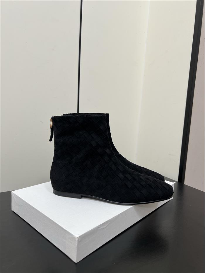 20251128173234946 380